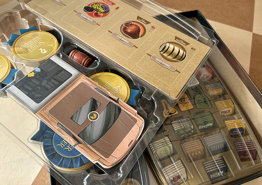 Distilled box content @ Spelglädje